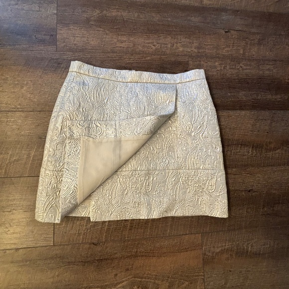 J Crew Champagne Metallic Jacquard Origami Skirt Sz 6 - Picture 3 of 6